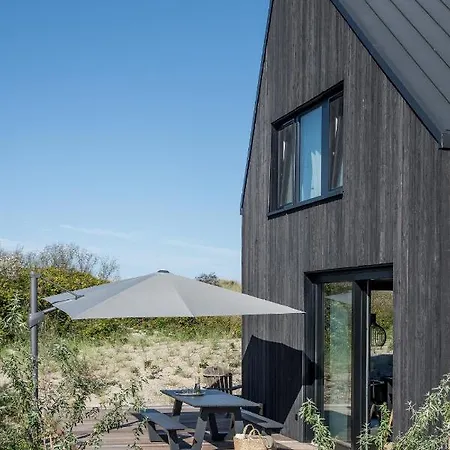 Duenenhaus * 奥茨塞巴德·迪尔哈根