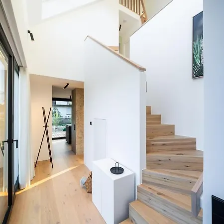 Duenenhaus * 奥茨塞巴德·迪尔哈根